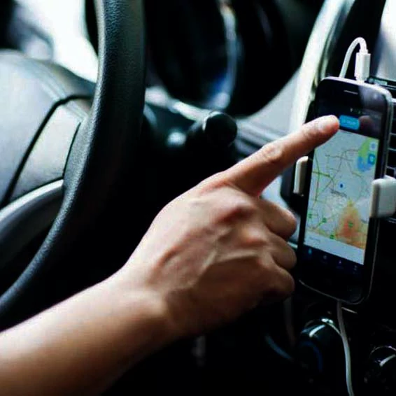 INFORMATIVO ACISC: JUROS, RENDA E MOBILIDADE URBANA