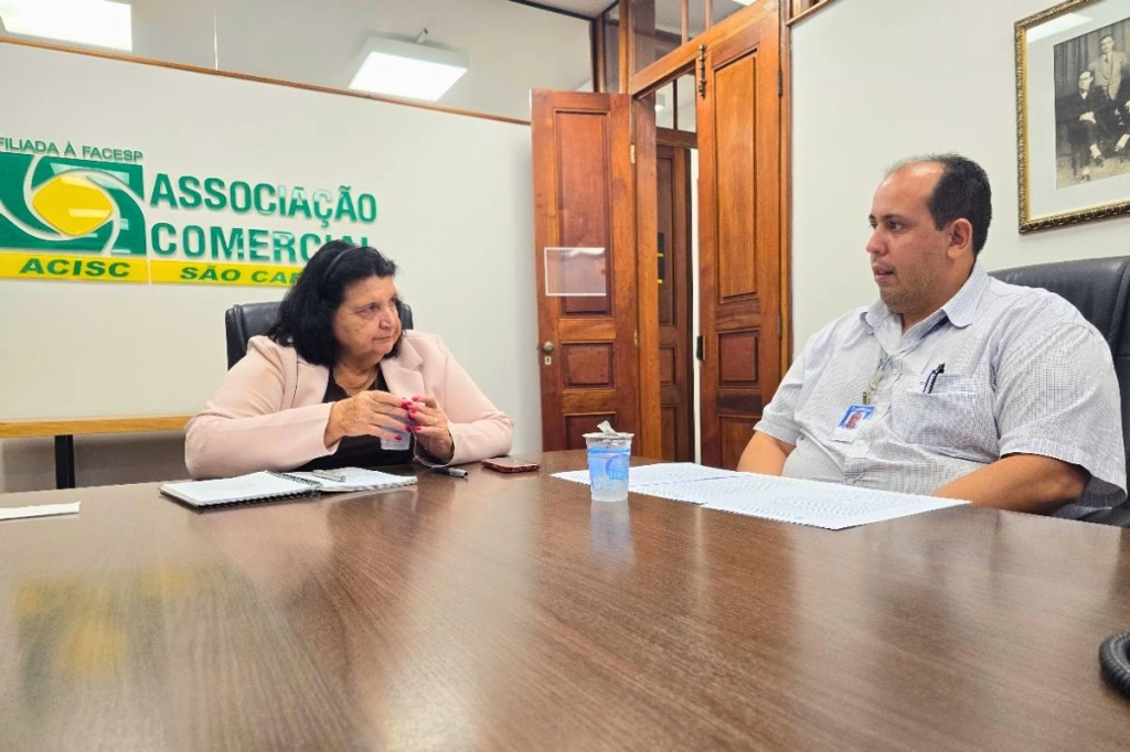 ACISC discute fiscalização de comércio ambulante irregular em São Carlos