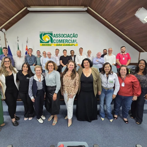 ACISC São Carlos recebe visita de associações comerciais da região de Marília para troca de experiências