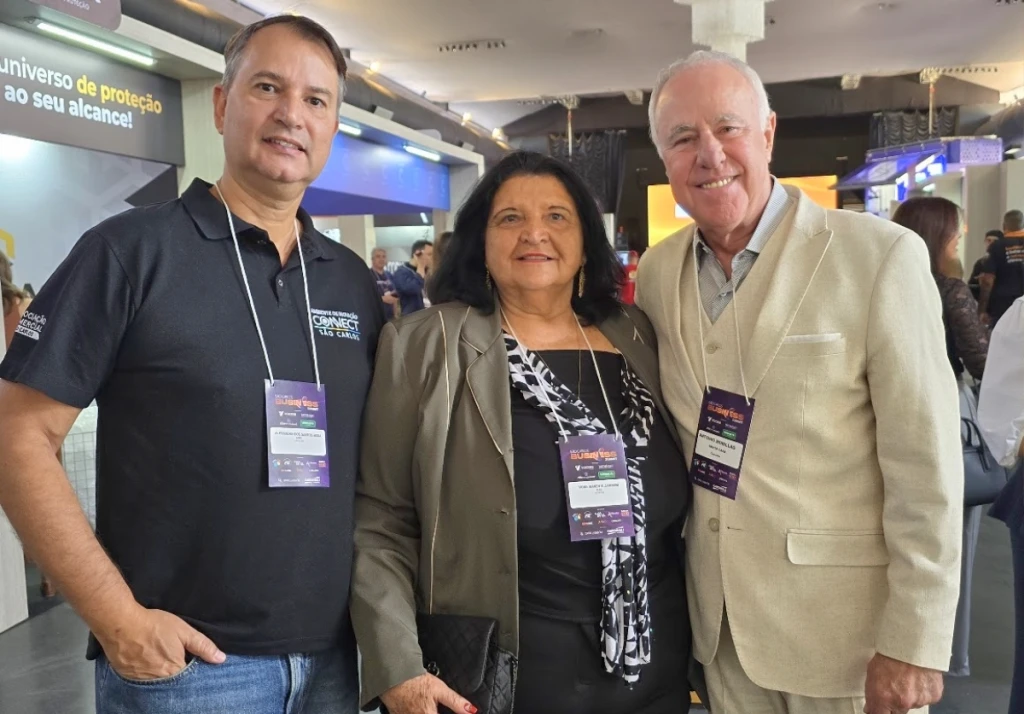 Presidente da ACISC participa da abertura do São Carlos Business Summit 2025  